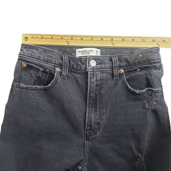 Abercrombie & Fitch The 90's Straight Ultra High Rise Distressed Black Denim Siz - Picture 4 of 8